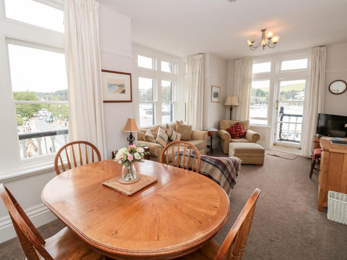 2 York House Apartment Dartmouth Bagian luar foto
